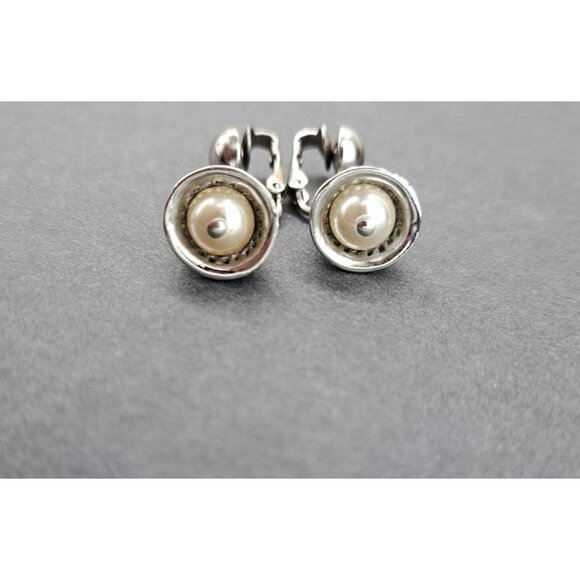Vintage Judy Lee Silver Tone Clip On Bell Shape Earrings Faux Pearl Filigree - Picture 3 of 4